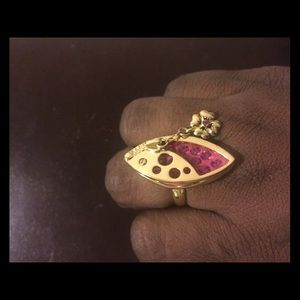 Unique ring pink